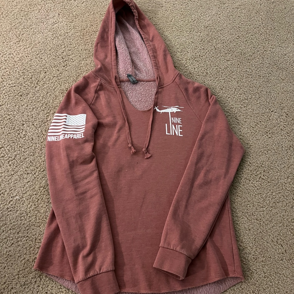 Nine Line Sweatshirt